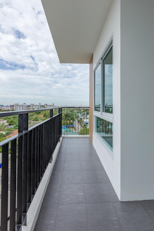 Thongchen Residence Samut Sakhon Extérieur photo