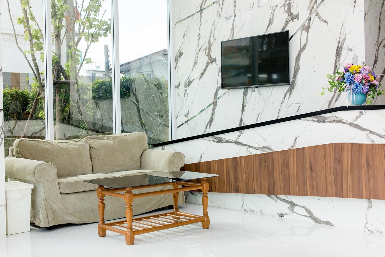Thongchen Residence Samut Sakhon Extérieur photo